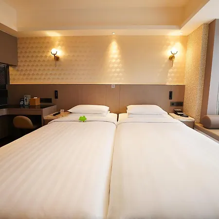 China Dragon Hotel